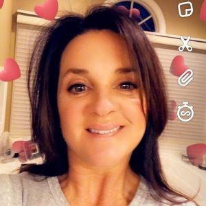 Meet your Posher, Connie